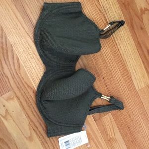 NWT Freya Bikini Top